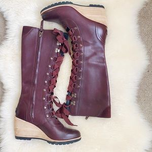SOREL After Hours Tall Lace-Up Boots. Hard to find very unique. Comfortable